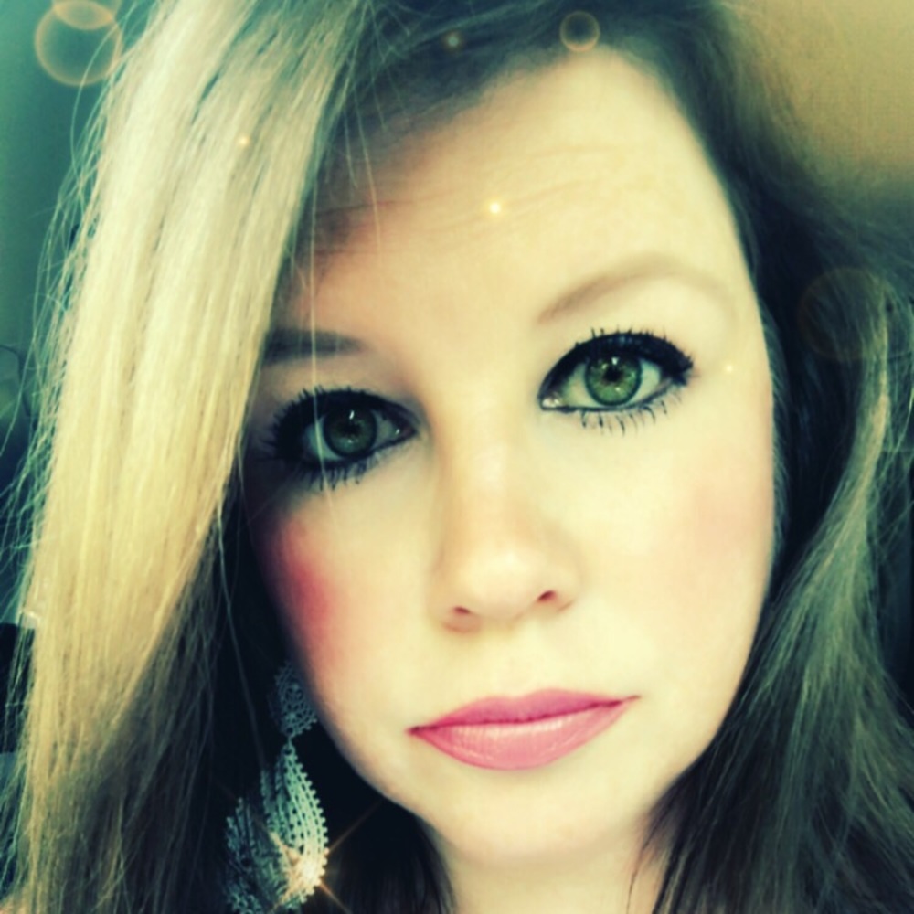 Meet your Posher, Alysha